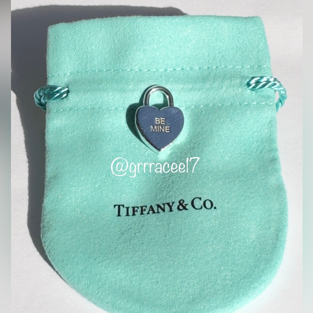 AUTH RARE vintage Tiffany & Co. “BE MINE” heart padlock charm/pendant💙